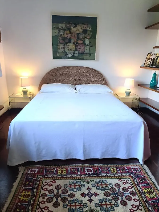 Chez Queen B&B Lurate Caccivio Apartment