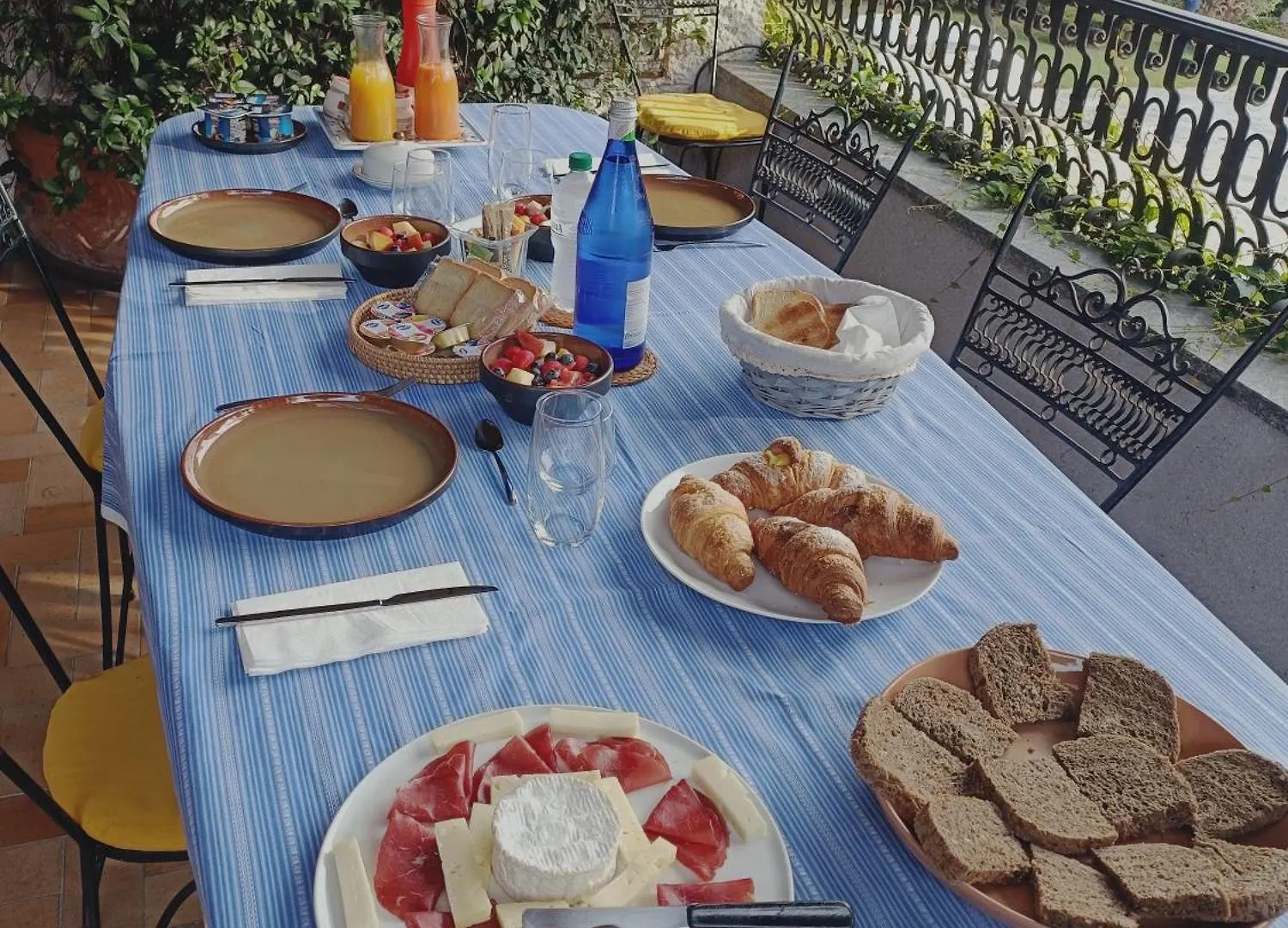 Chez Queen B&B Lurate Caccivio Italy